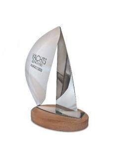 3_86_Original_Yachts_and_Yachting_Sailing__Trophy_793d63